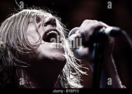 Cage the Elephant Rock Band avec Matthieu Shultz en concert Banque D'Images