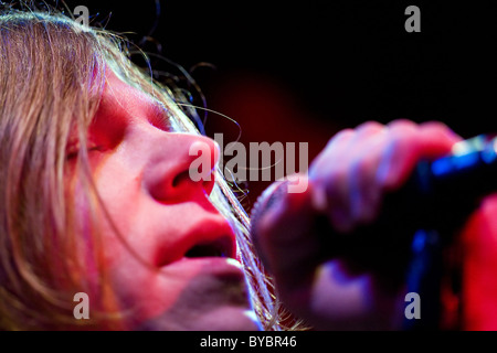 Cage the Elephant Rock Band avec Matthieu Shultz en concert Banque D'Images