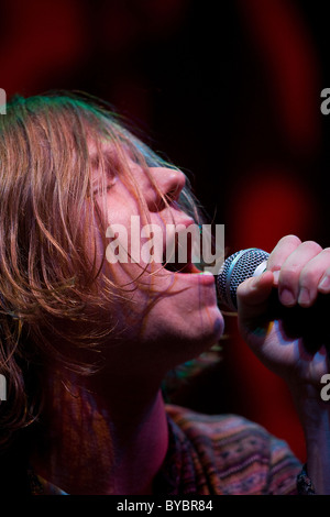 Cage the Elephant Rock Band avec Matthieu Shultz en concert Banque D'Images