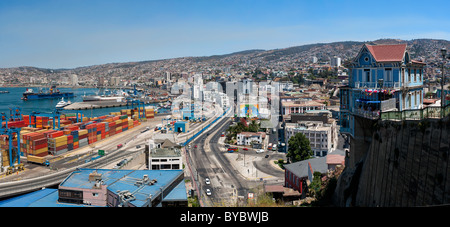 Vue panoramique sur Valparaiso, Chili, UNESCO World Heritage. Banque D'Images