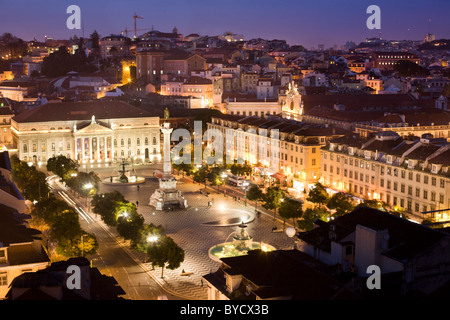 La place Rossio aka Praça Dom Pedro IV, la Baixa, Lisbonne, Portugal Banque D'Images