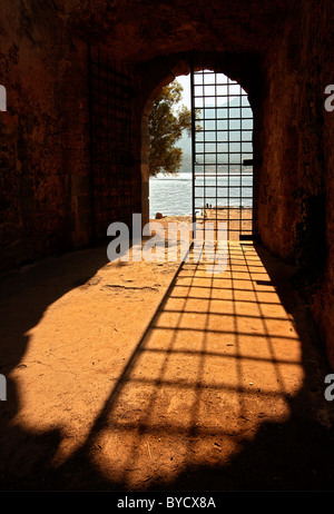 L'une des principales portes de château de Spinalonga, ancienne léproserie, dans la baie de Mirabello, préfecture de Lassithi, Crète, Grèce Banque D'Images