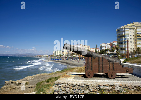 Canon sur la plage, la Marina, plage, canon, plages espagnoles, Costa del Sol, Andalousie, Espagne, Mer Méditerranée, Espagne, Banque D'Images