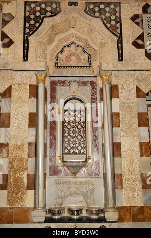 En décoration d'un salon oriental dans le centre historique de Beit ed-Dine, Palais de Beiteddine Emir Béchir, Chouf, Liban Banque D'Images