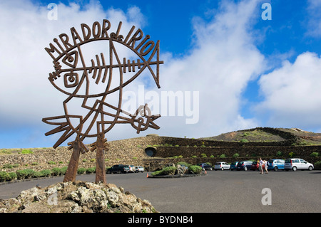 La sculpture à l'hôtel Mirador del Rio, construit par l'artiste César Manrique, Lanzarote, Canary Islands, Spain, Europe Banque D'Images