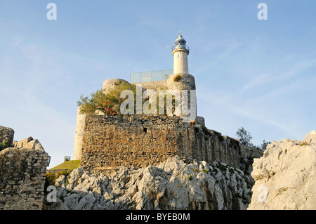 Forteresse de Santa Ana, phare, Castro Urdiales, Golfe de Gascogne, Cantabria, Spain, Europe Banque D'Images