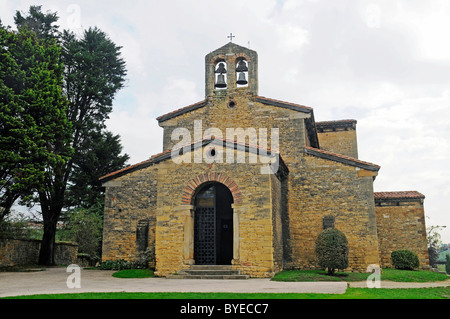 San Julian de los Prados, Santullano, église pré-romane, UNESCO World Heritage Site, Oviedo, Asturias, Spain, Europe Banque D'Images