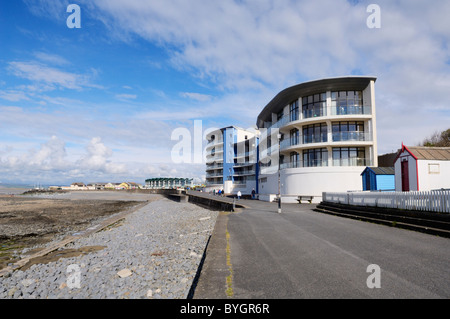 Appartements contemporains de la mer à Westward Ho !, Devon, Angleterre. Banque D'Images