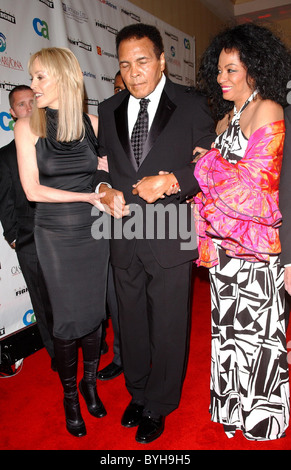 Sharon Stone, Muhammad Ali et Diana Ross Muhammad Ali's Celebrity Fight Night XIII au Marriott Desert Ridge Resort and Spa Banque D'Images