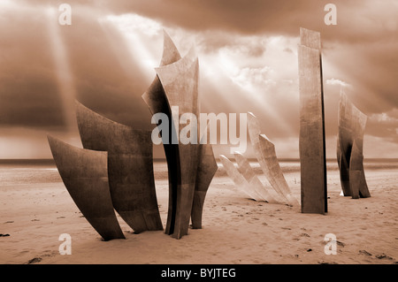 - Anibre Braves Leas Bannon sculptures sur Omaha Beach - Normandie France Banque D'Images