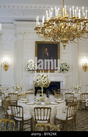 Intérieur de l'EEOB Le Eisenhower Executive Office Building est décoré pour la visite de la reine Elizabeth. La Première Dame et Banque D'Images