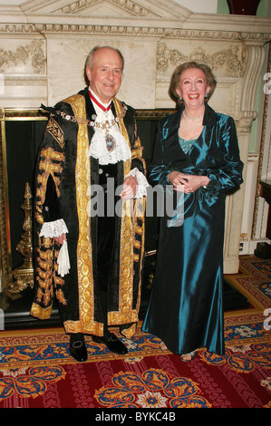 John Stuttard, maire et maire Lesley Stuttard Le Maire de la ville de Londres, de l'échevin John Stuttard héberge Banque D'Images