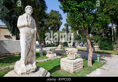 Des statues dans les jardins du Musée National, Damas, Syrie Banque D'Images