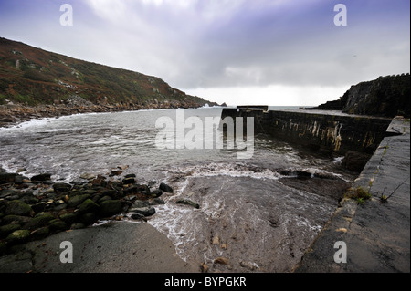 Lamorna Cove, sur la côte sud de la Cornouailles UK Banque D'Images