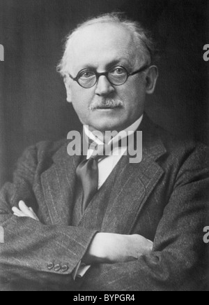 Portrait photo vers 1920 de l'architecte anglais Sir Edwin Landseer Lutyens (1869 - 1944). Banque D'Images