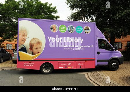 Un bus public library à Londres logement protégé visites Banque D'Images