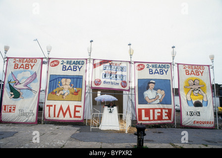 Sideshow dans Coney Island à Brooklyn à New York en août 1992. (© Richard B. Levine) Banque D'Images