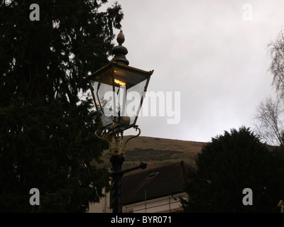 Great Malvern Gas Light. Cela a été l'inspiration pour CS Lewis d'utiliser un lampadaire dans le lion la sorcière blanche et l'armoire. Banque D'Images