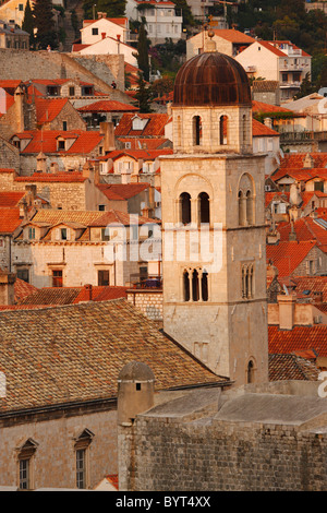 Clocher, église, Dubrovnik, Croatie, paysage urbain Banque D'Images