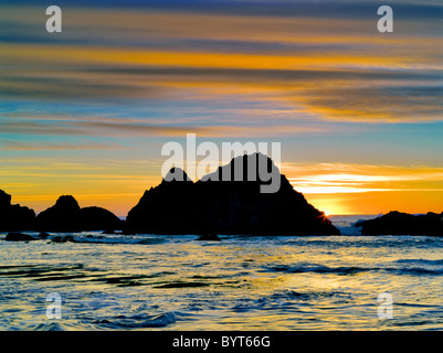 Coucher de soleil à marée basse. Seal Rock, Oregon Banque D'Images