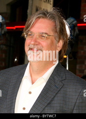 Matt Groening, créateur/producteur/auteur de 'The Simpsons Movie' Première Mondiale - Arrivées a tenu la Mann Village Theatre Westwood, Banque D'Images