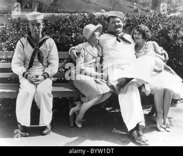 MEN O'War 1929 Hal Roach/MGM film avec de l : Stan Laurel, Gloria Greer, Oliver Hardy et Anne Cornwall Banque D'Images