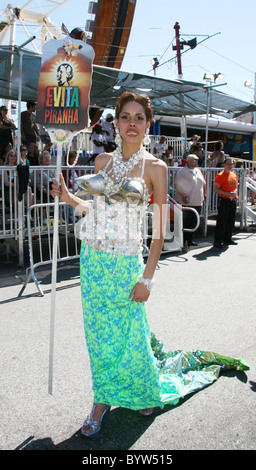 25 Merpeople Mermaid Parade annuelle Boardwalk Coney Island, Brooklyn, New York, USA - 23.06.07 Banque D'Images