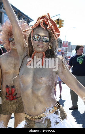 25 Merpeople Mermaid Parade annuelle Boardwalk Coney Island, Brooklyn, New York, USA - 23.06.07 Banque D'Images