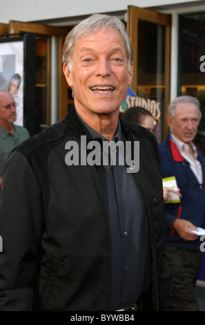 Richard Chamberlain 'Je vous prononce maintenant Chuck et Larry' Première Mondiale au Gibson Amphitheatre et Citywalk Cinemas Banque D'Images