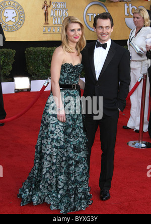 CLAIRE DANES HUGH DANCY 17E ÉDITION ACTEUR ÉCRAN GUILD AWARDS ARRIVANTS DOWNTOWN LOS ANGELES CALIFORNIA USA 30 janvier 2011 Banque D'Images