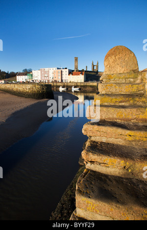 Étapes à l'Harbour St Andrews Fife Ecosse Banque D'Images