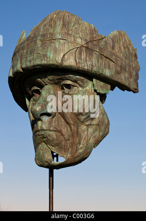 Sculpture à la mémoire des soldats abandonnés pendant son temps au National Memorial Arboretum.Staffordshire England UK Banque D'Images