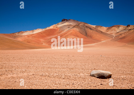 Vue paysage désert de Salvador Dali dans le sud-ouest de la Bolivie, l'Amérique du Sud. Banque D'Images