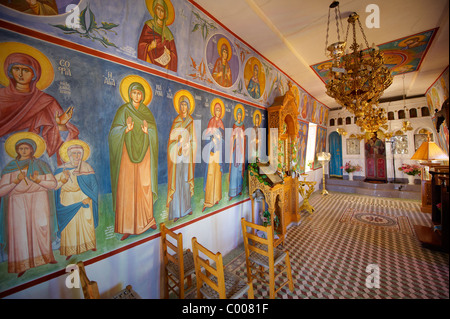 Intérieur avec des fresques d'Agios Symios, kea, Cyclades grecques Island Banque D'Images