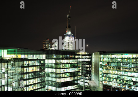 Le Shard en construction vu de plus London Banque D'Images