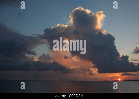 Coucher de soleil sur le golfe du Mexique, Saint-marc, Florida, USA Banque D'Images