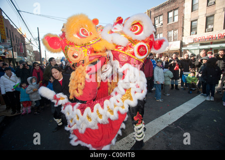 Sunset Park à New York, le Chinatown de Brooklyn, au cours de l'assemblée annuelle de la Parade du Nouvel An lunaire chinois Banque D'Images