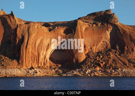 Les falaises rouges du lac Powell Banque D'Images