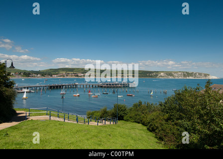 La baie de swanage et pier. Banque D'Images