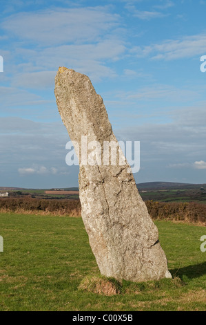 La plus grande des deux pierres pipers ' ' au village de Boleigh Lamorna dans près de Cornwall, UK Banque D'Images