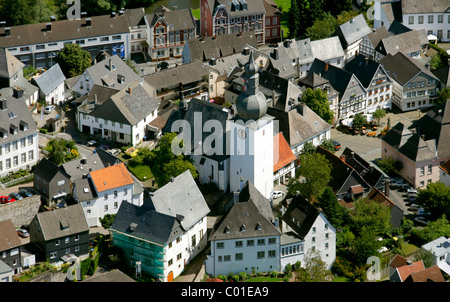 Vue aérienne, centre-ville historique avec Bell Tower, Arnsberg, Nordrhein-Westfalen, Germany, Europe Banque D'Images