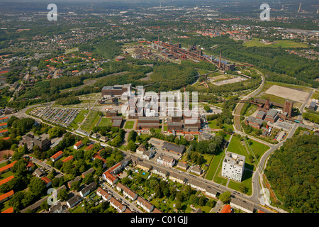 Vue aérienne, complexe industriel de la mine de charbon de Zollverein, l'école de design, Saana, sites du patrimoine culturel, Essen Banque D'Images