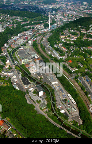 Vue aérienne, monorail suspendu, Bayer Werk plante, Friedrich-Ebert-Strasse, Selmaweg rue street, Bayer Schering Pharma AG Banque D'Images