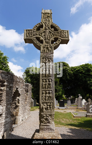 Croix de l'ouest, plus hauts High Cross en Irlande, Monasterboice monastère, dans le comté de Louth, province de Leinster, Irlande, Europe Banque D'Images