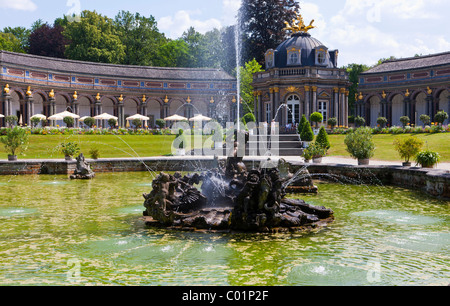 Jardin d'eau, parc, Neues Schloss Château et l'orangerie, près de Hermitage Bayreuth, Haute-Franconie, Franconia, Bavaria Banque D'Images