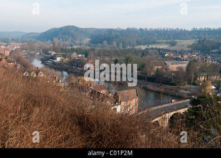 Vue sur la rivière Severn et la vallée de la Severn à Bridgnorth dans le Shropshire. Banque D'Images