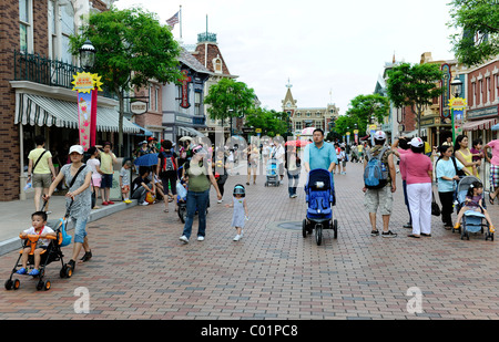 Visiteurs en Disneyland, Hong Kong, Chine, Asie Banque D'Images