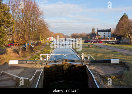 Langley Mill serrure sur le canal à l'Erewash Grand Bassin Nord Langley Mill Dorset England UK GB EU Europe Banque D'Images