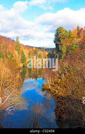 Entre la rivière Beauly Kilmorack et Aigas vue nord Banque D'Images