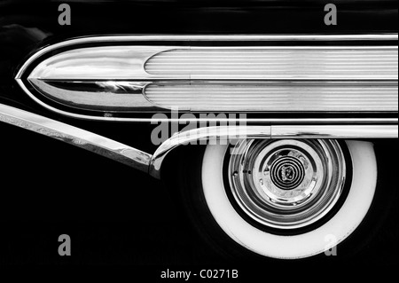 1958 Buick special. 2 portes Buick convertible spécial. Classic American fifties voiture. Monochrome Banque D'Images